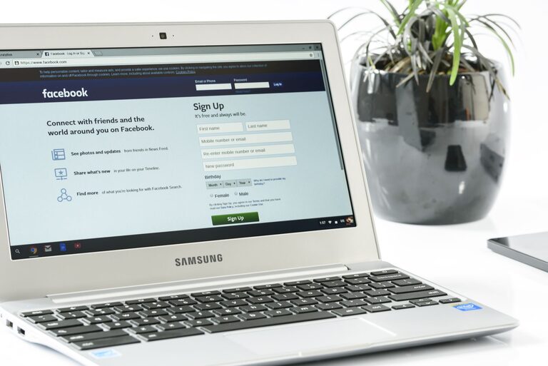 How to Protect Your Personal Information on Social Media